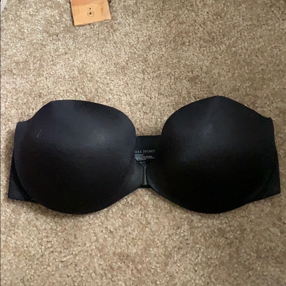 Victoria’s Secret Strapless Bra